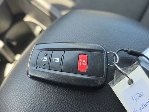 Used 2024 Toyota RAV4 XLE image 28