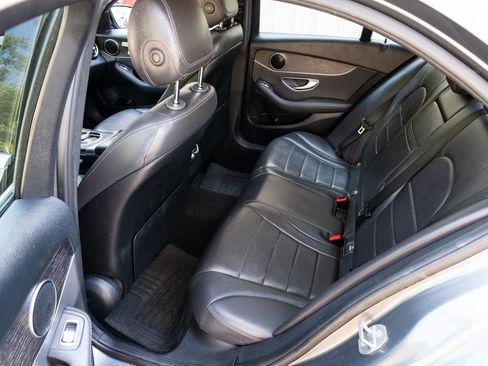 Used 2019 Mercedes-Benz C 300 Sedan image 27