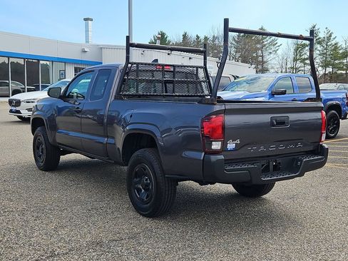 Used 2022 Toyota Tacoma SR AWD/4WD image 6