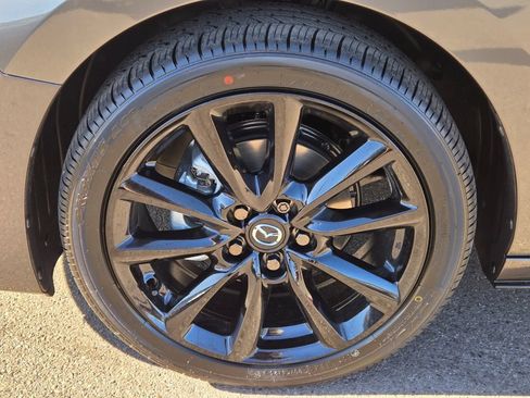 New 2026 MAZDA MAZDA3 2.5 S Hatchback w/ Premium Pkg FWD image 11
