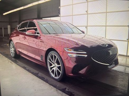 Used 2023 Genesis G70 2.0T image 1