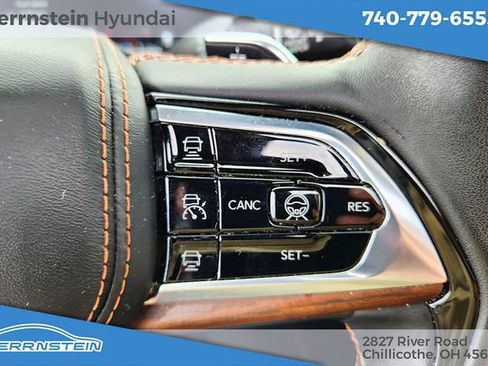 Used 2024 Jeep Grand Cherokee L Summit w/ Advanced Protech Group IV AWD/4WD image 23