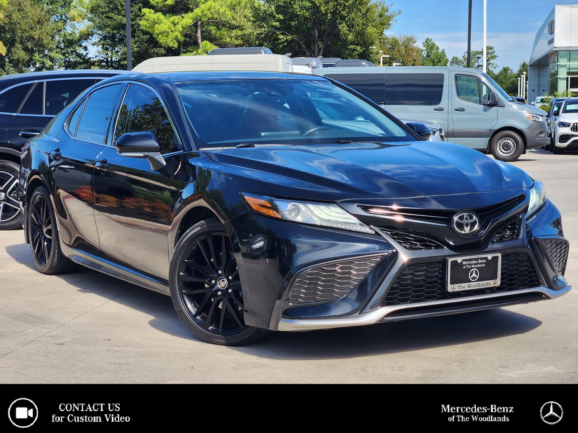 Used 2021 Toyota Camry XSE FWD image 1