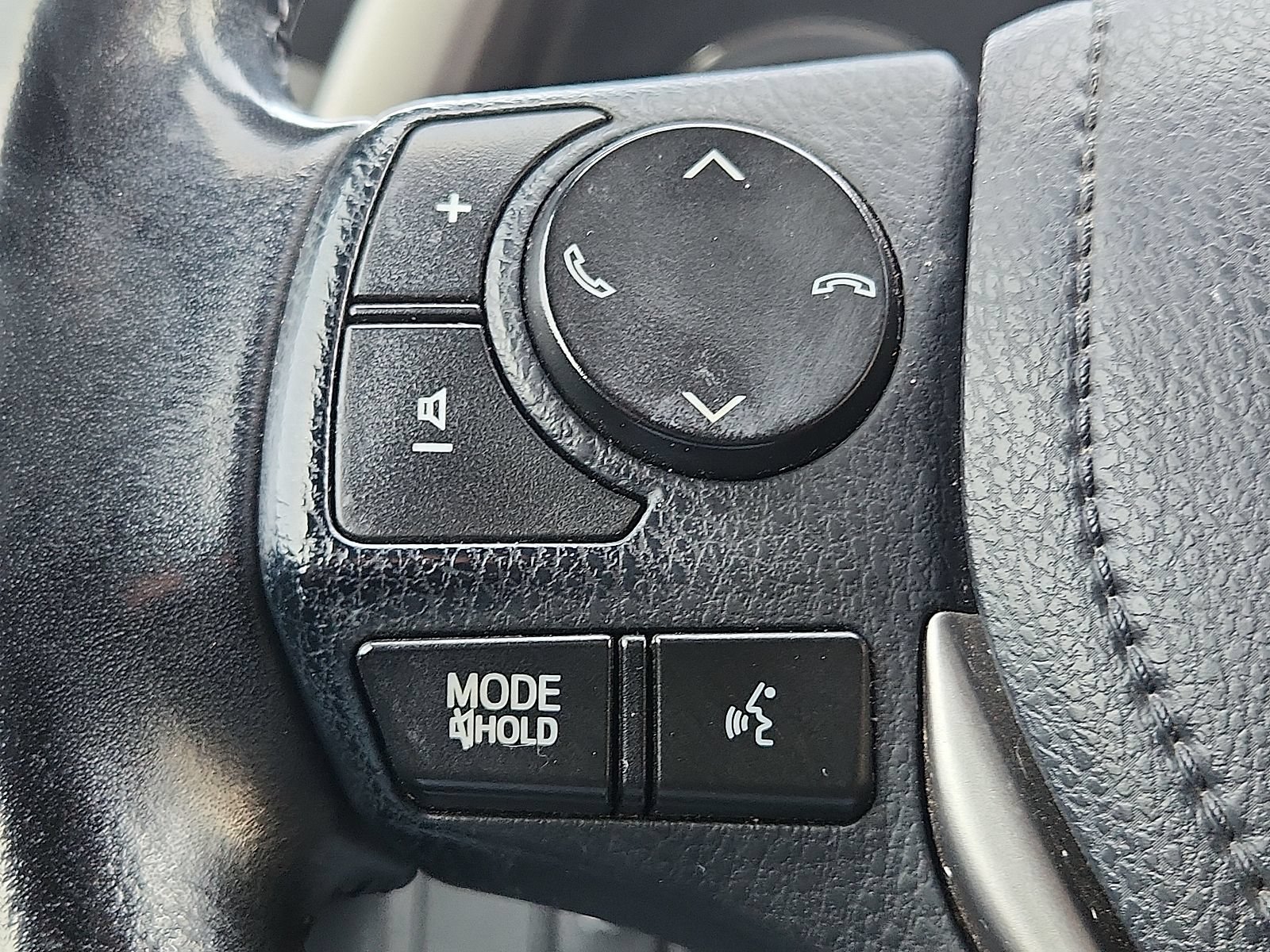 Used 2017 Toyota RAV4 SE w/ Power Extra Value Package FWD image 17
