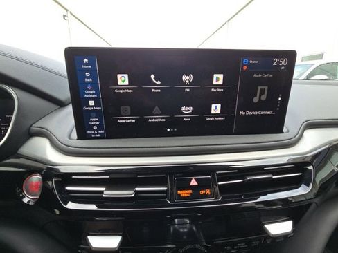 Used 2026 Acura MDX w/ Technology Package image 17