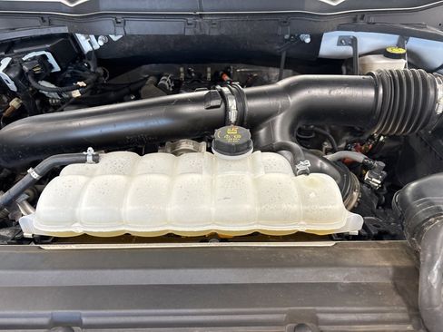 Used 2024 Ford F150 XLT w/ XLT Black Appearance Package image 31