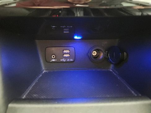 Used 2020 Subaru Forester Limited w/ Popular Package #3 image 28