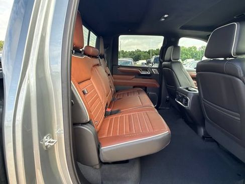 Used 2024 GMC Sierra 2500 Denali Ultimate AWD/4WD image 20