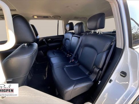 Used 2024 INFINITI QX80 Luxe image 25