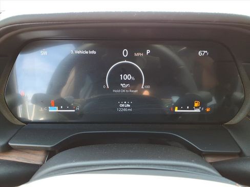 Used 2025 Jeep Grand Cherokee Summit image 12