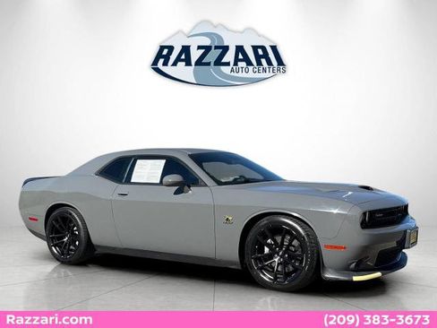 Used 2019 Dodge Challenger R/T Scat Pack w/ 1320 Drag Pack RWD image 1