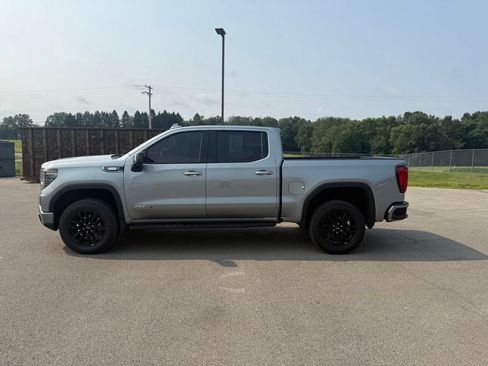 Used 2026 GMC Sierra 1500 AT4 w/ AT4 Premium Package AWD/4WD image 18