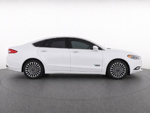 Used 2017 Ford Fusion Energi Platinum FWD image 8