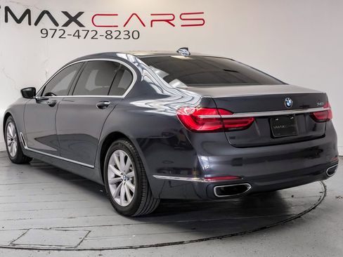 Used 2016 BMW 740i w/ Executive Package image 12