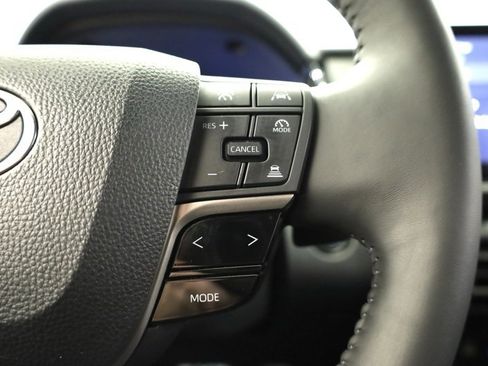 Certified 2025 Toyota Camry XSE image 26