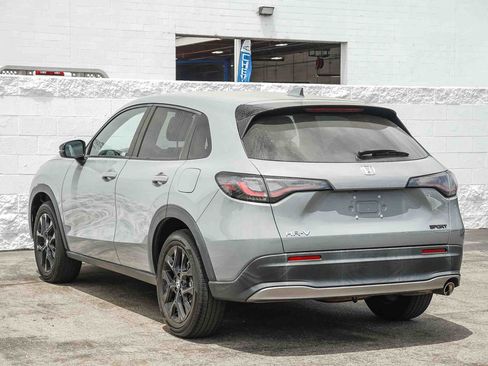 Used 2024 Honda HR-V Sport image 6