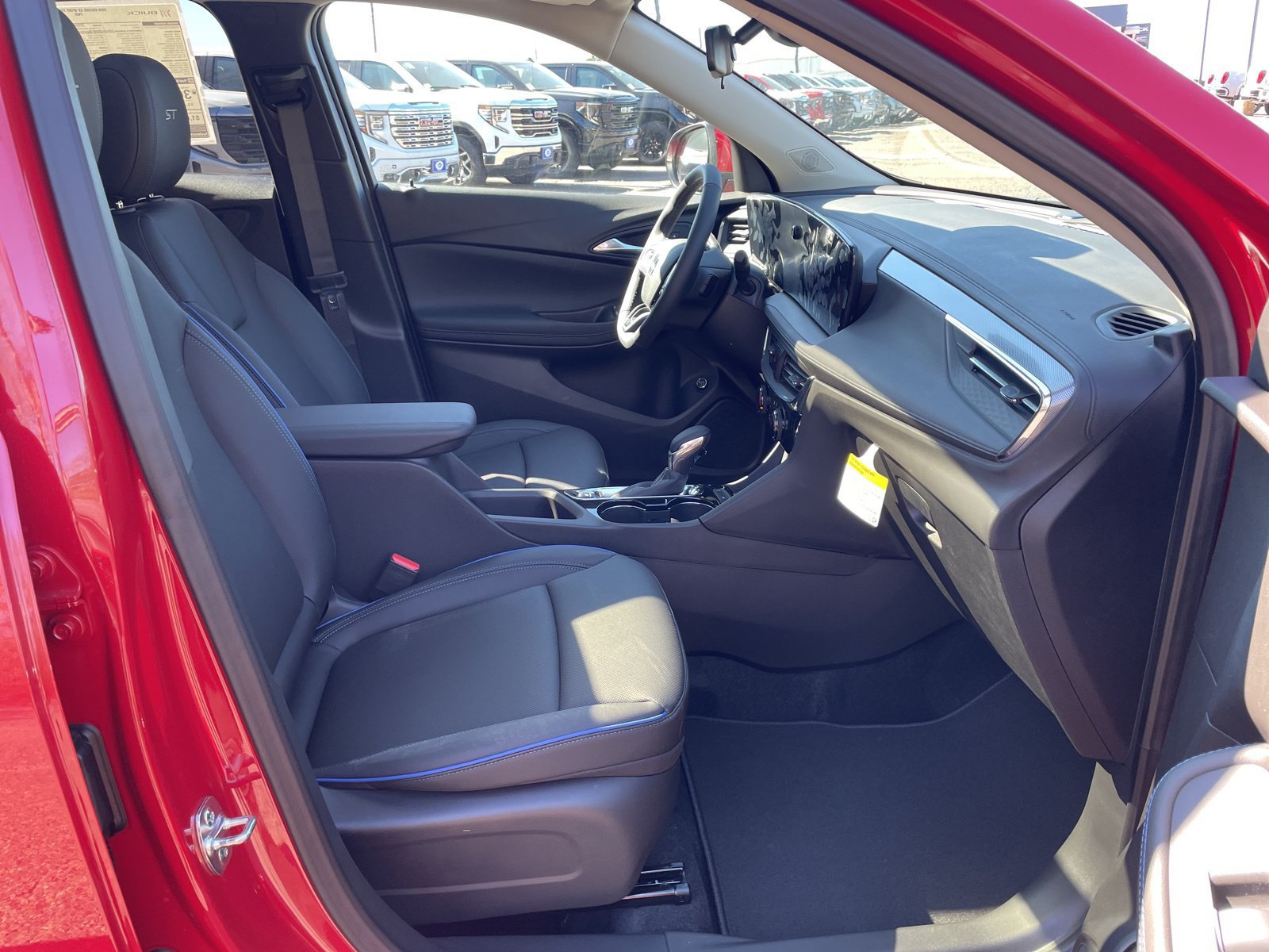 New 2026 Buick Encore GX Sport Touring w/ Comfort Package FWD image 28