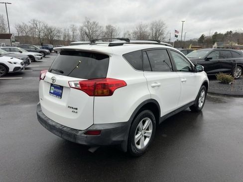 Used 2014 Toyota RAV4 XLE image 5