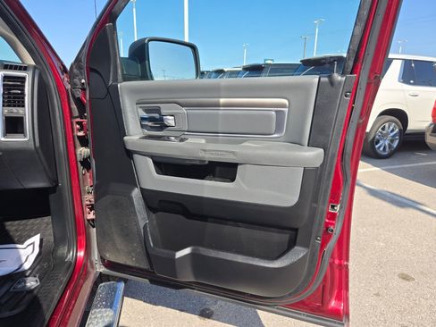 Used 2018 RAM 1500 Lone Star RWD image 25
