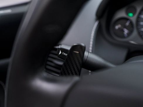 Used 2016 Aston Martin DB9 GT image 95