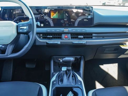 New 2026 Kia K4 GT-Line w/ GT-Line Sunroof Package FWD image 6