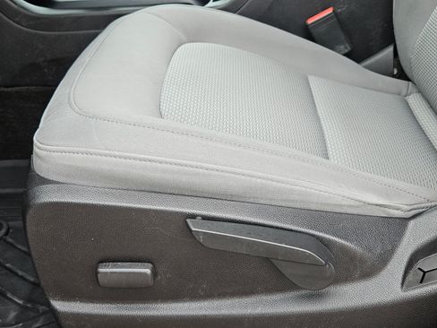 Used 2017 Chevrolet Colorado W/T w/ WT Convenience Package RWD image 23
