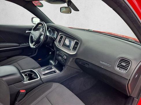 Used 2022 Dodge Charger SXT image 21