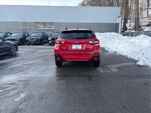 Used 2023 Subaru Crosstrek 2.0i Premium image 5
