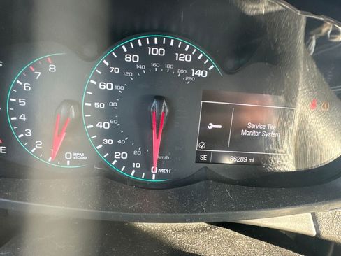 Used 2017 Chevrolet Trax LS FWD image 7