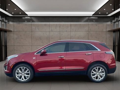 Used 2019 Cadillac XT5 Luxury image 2