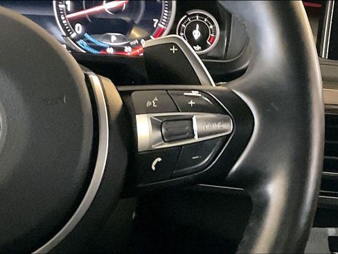 Used 2018 BMW X6 sDrive35i w/ M Sport Package RWD image 23