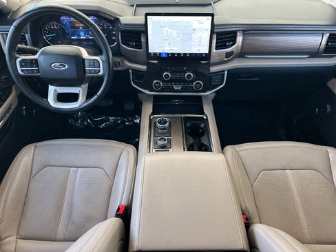 Used 2024 Ford Expedition Max Limited image 15