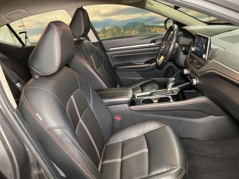 Used 2024 Nissan Altima 2.5 SR image 51