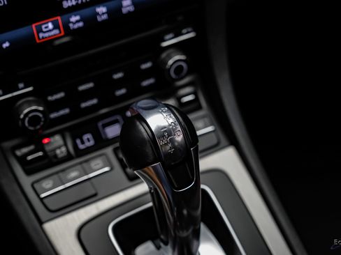 Used 2018 Porsche 911 GT3 RWD image 64