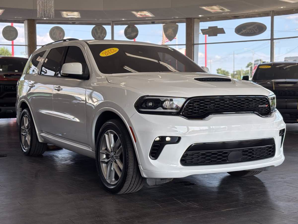 Used 2022 Dodge Durango GT RWD image 4