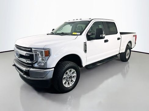 Used 2022 Ford F250 XL w/ STX Appearance Package image 3
