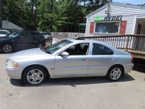 Used 2006 Volvo S60 2.5T FWD image 8