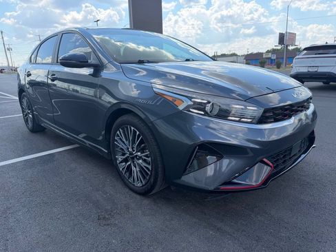 Used 2022 Kia Forte GT-Line w/ GT-Line Premium Package FWD image 4