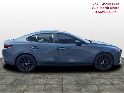 Used 2023 MAZDA MAZDA3 s image 3