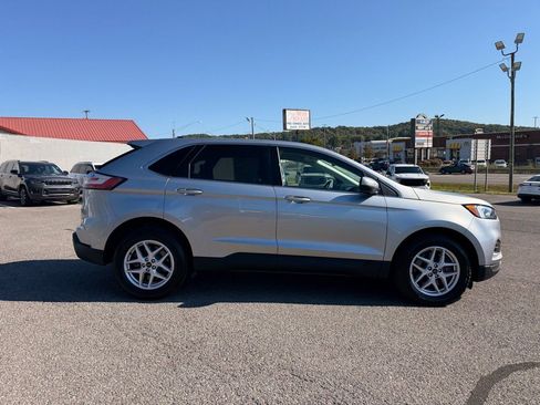 Used 2024 Ford Edge SEL image 8