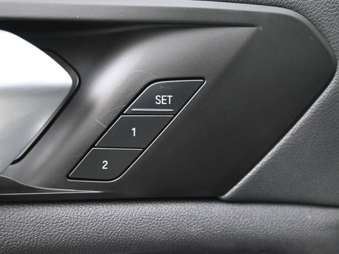 Used 2022 BMW X5 xDrive45e w/ Climate Comfort Package AWD/4WD image 5