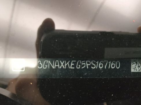 Used 2023 Chevrolet Equinox LT image 33