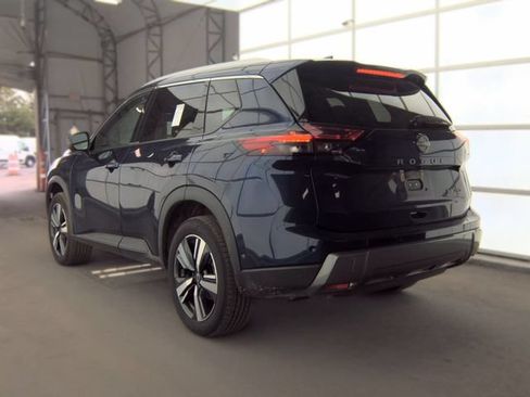 Used 2026 Nissan Rogue SL AWD/4WD image 6
