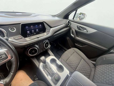 Used 2020 Chevrolet Blazer LT AWD/4WD image 18