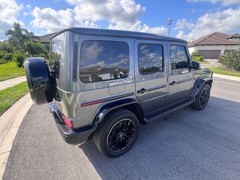 Used 2025 Mercedes-Benz G 550 image 10