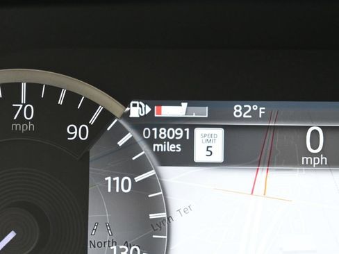 Used 2023 Land Rover Discovery S R-Dynamic AWD/4WD image 13