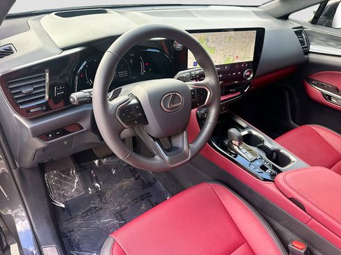 Used 2025 Lexus NX 350 AWD w/ Premium Package image 9