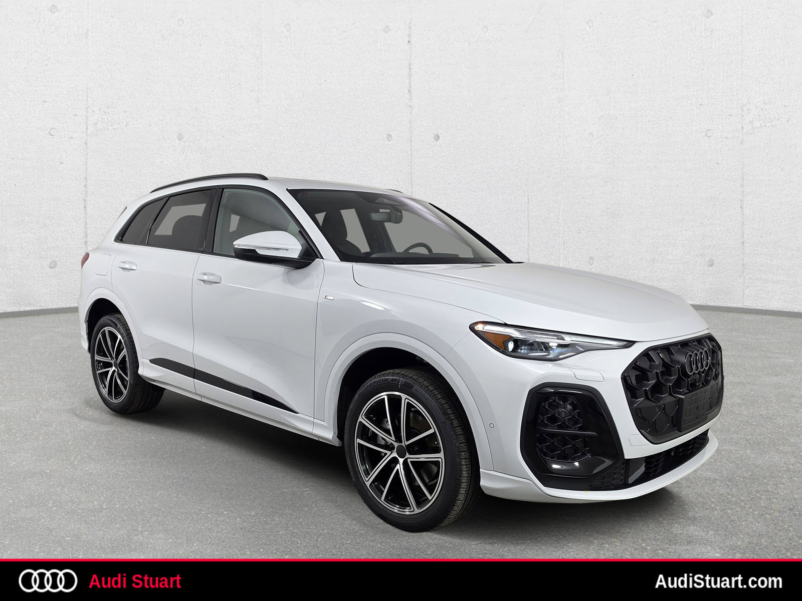 New 2026 Audi Q5 Premium Plus AWD/4WD 360° Tour