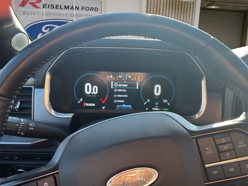 Certified 2021 Ford F150 Platinum w/ Equipment Group 701A High image 21