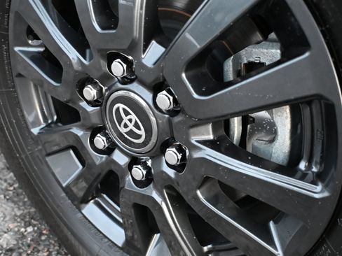 Used 2024 Toyota Land Cruiser 1958 image 15